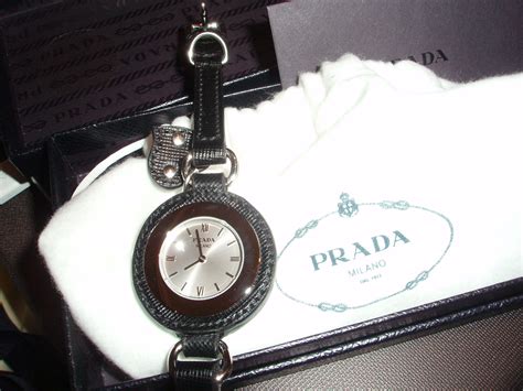 prada watches womens